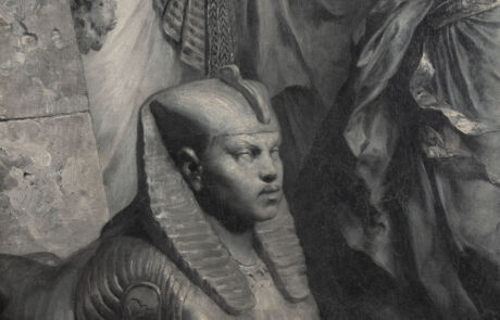 Detailgenaue Darstellung einer ägyptischen Skulptur auf einer Kunstauktion, historisches Sammlerstück.